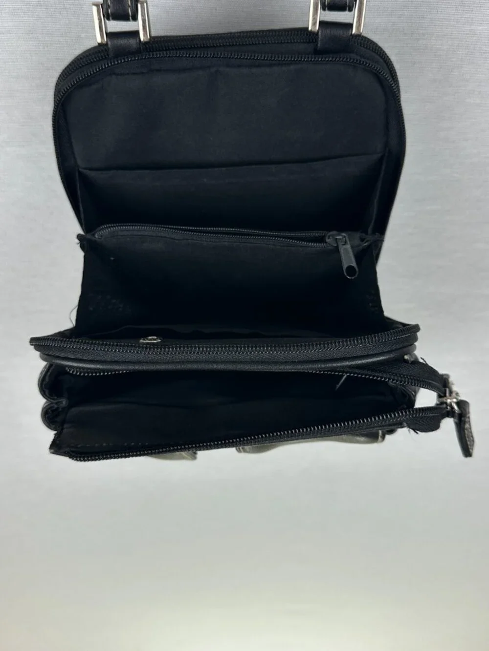 ROSETTI BLACK MULTI-POCKET CROSSBODY BAG TRAVEL ORGANIZER PURSE HAND BAG
